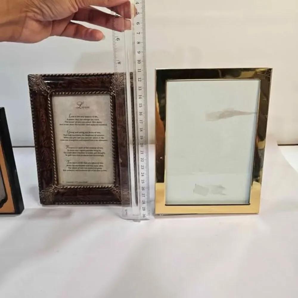 Unbranded assorted set
